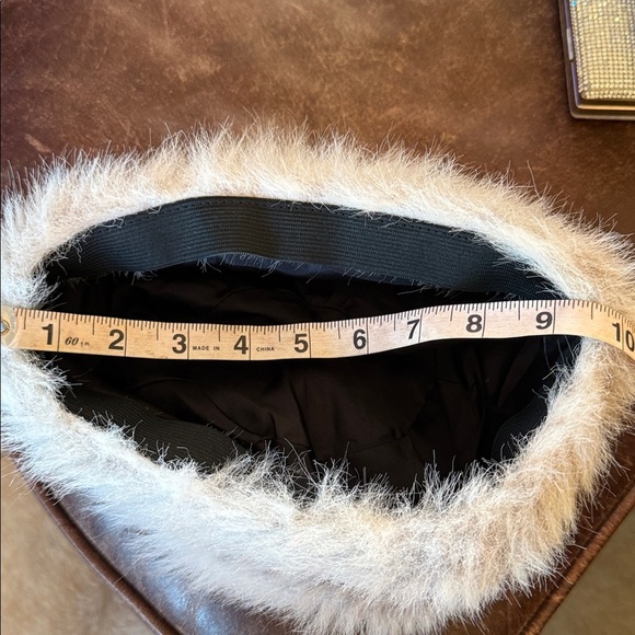 Vintage faux fur hat main image 5